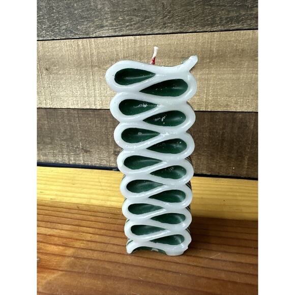 Ribbon Candle Christmas Holiday Red Green White 6.25” Tall Vintage - Picture 2 of 6